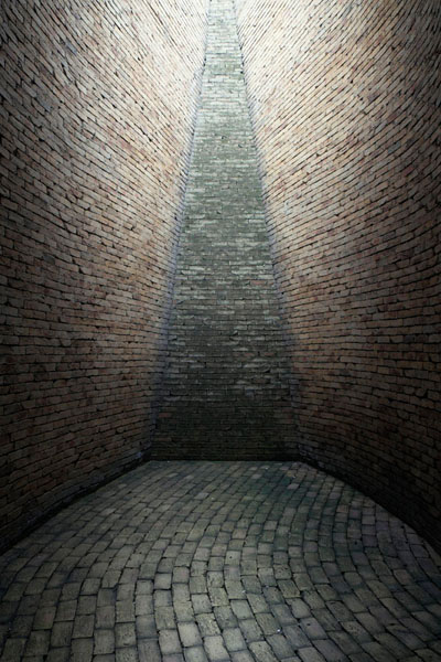 Photograph Mikel Arrizabalaga No Way Out 2 on One Eyeland